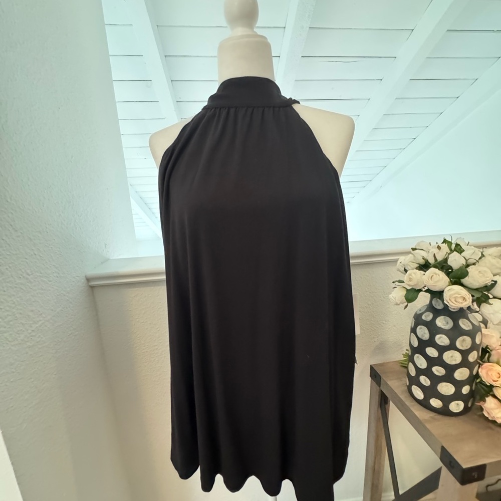 Nine Britton Sleeveless Black Halter Top